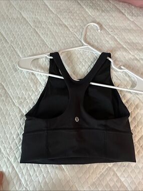 lululemon athletica high neck size 6 Black Racerback Longline Sports Bra